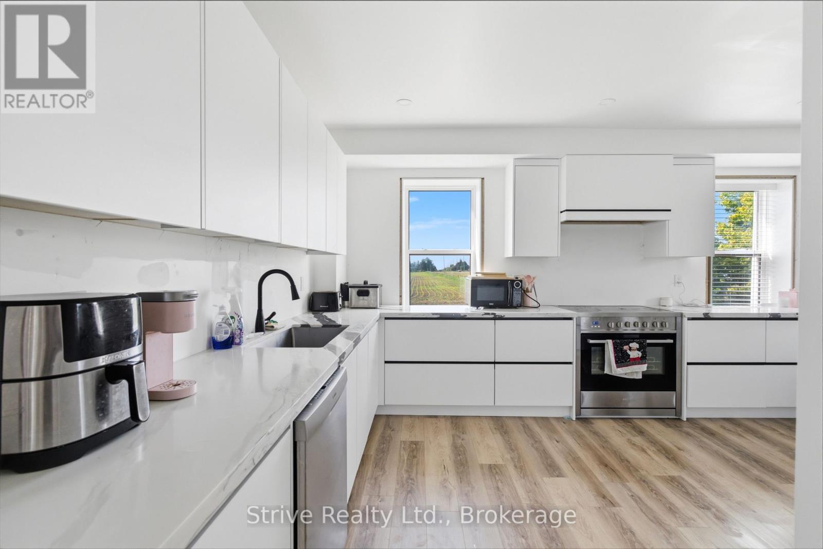 2433 COURTICE ROAD - 9