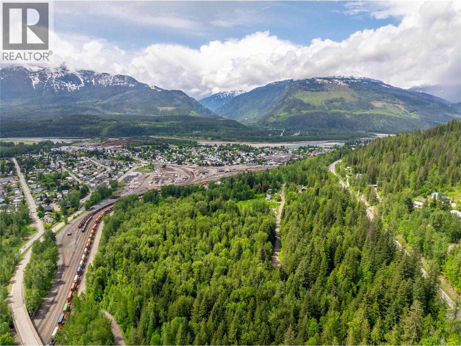 714 Cedar Street, Revelstoke