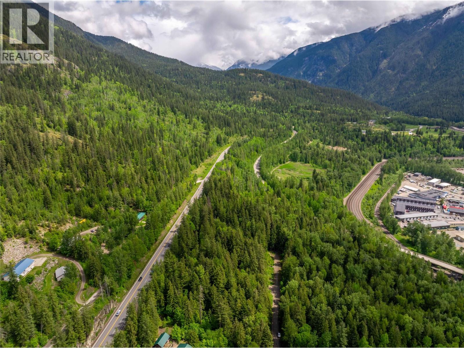 714 Cedar Street, Revelstoke