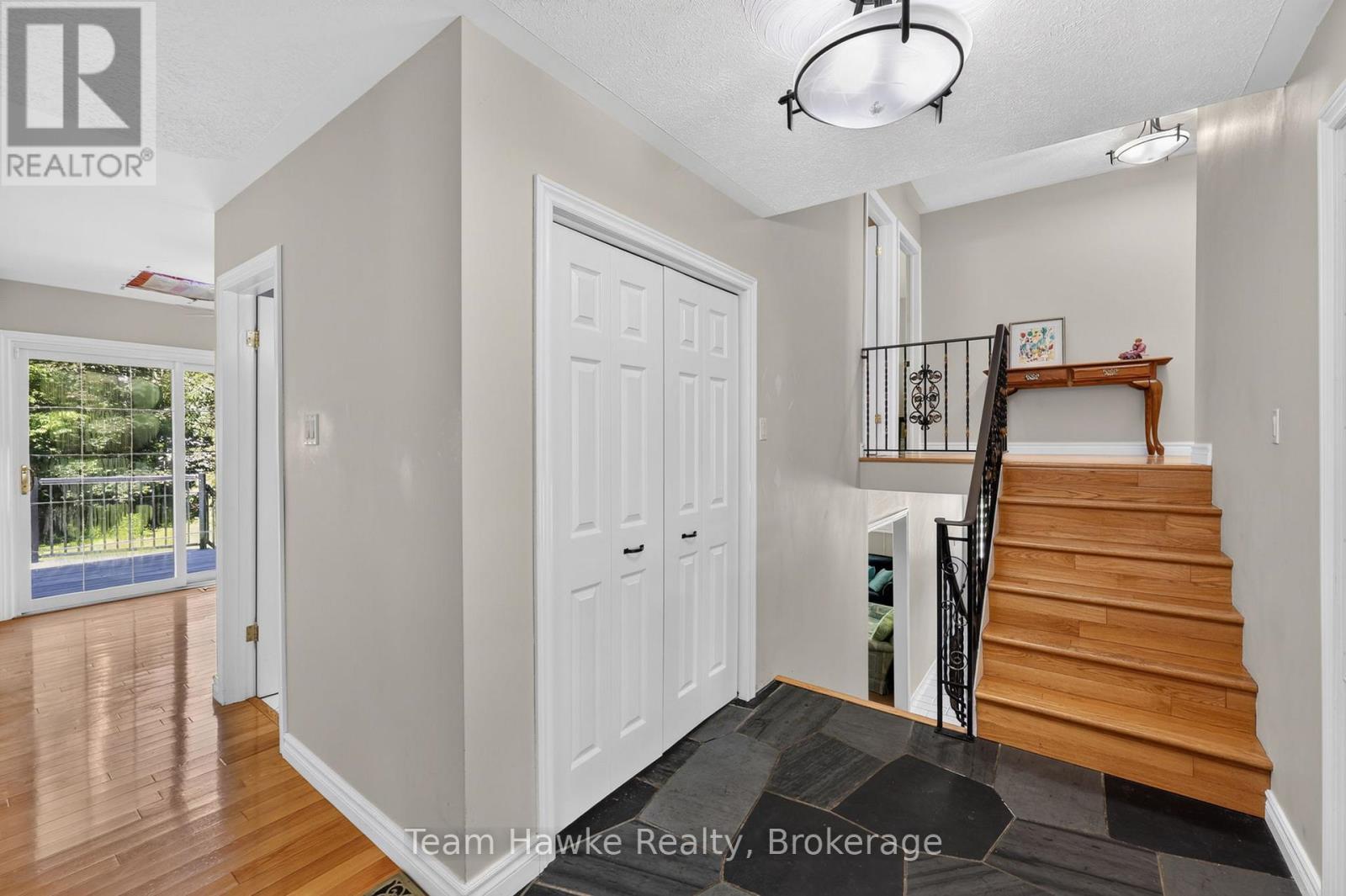 321 GLENBROOK DRIVE - 18
