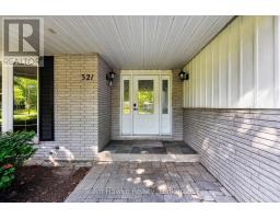 Living room - 321 Glenbrook Drive, Midland, ON L4R5G4 Photo 6
