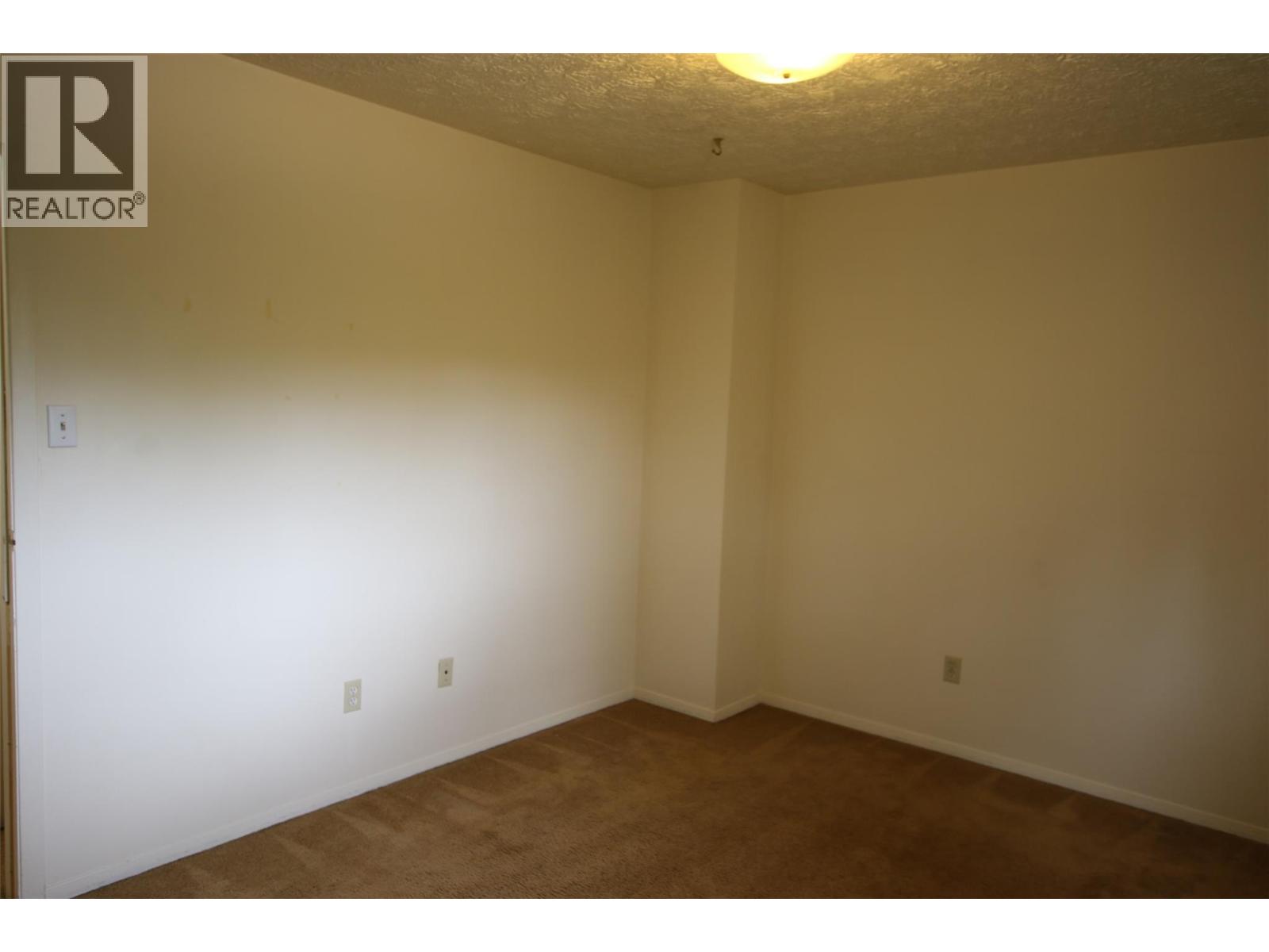 256 Spieker Avenue - 12