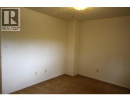 256 Spieker Avenue, Tumbler Ridge, BC V0C2W0 Photo 12