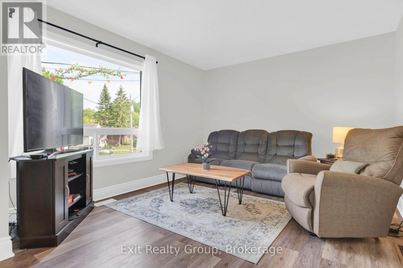 98 OCTAVIA STREET - 4