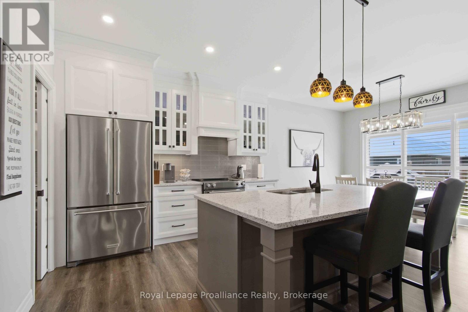 80 AMBROSIA TERRACE - 13