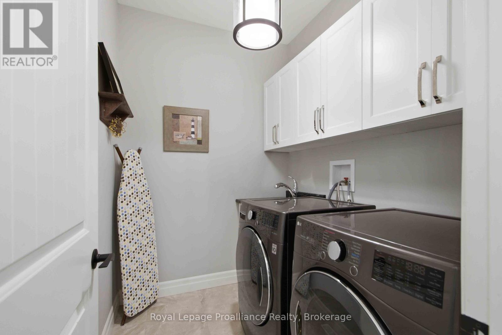 80 AMBROSIA TERRACE - 18