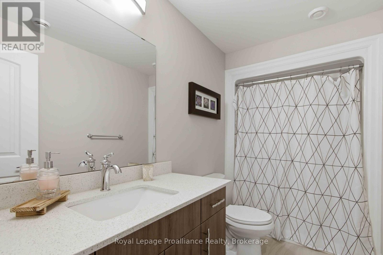 80 AMBROSIA TERRACE - 31