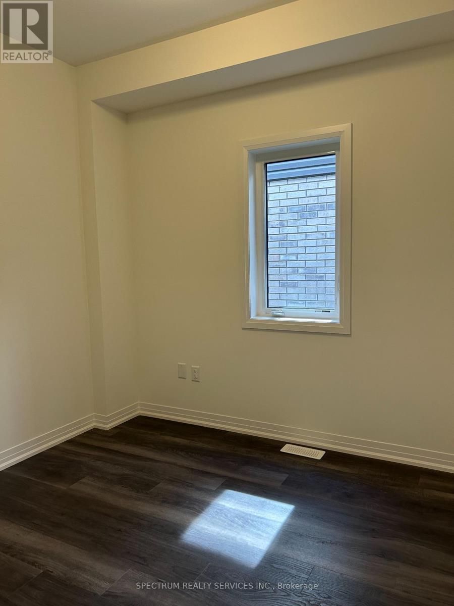 4-bedroom home for sale at 4 SHERRILL AVENUE, Brantford ON · photo 4 of 17