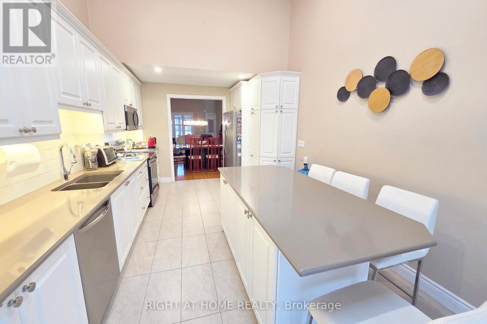 174 RIVERWALK PLACE - 13