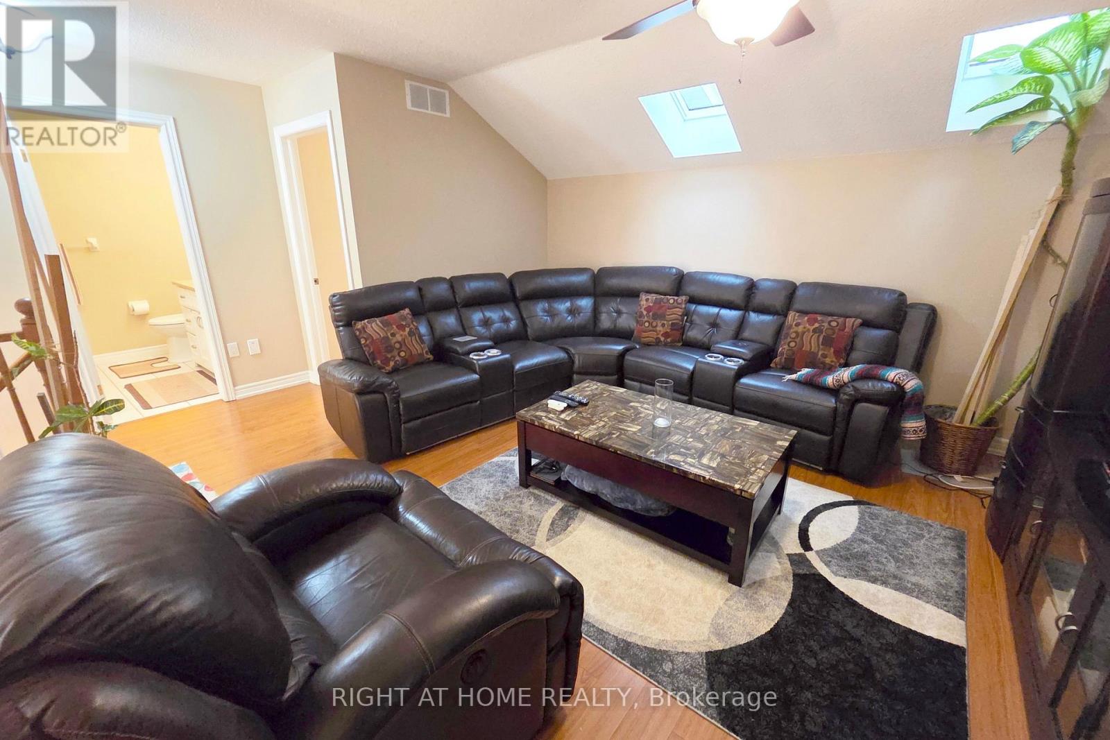 174 RIVERWALK PLACE - 27