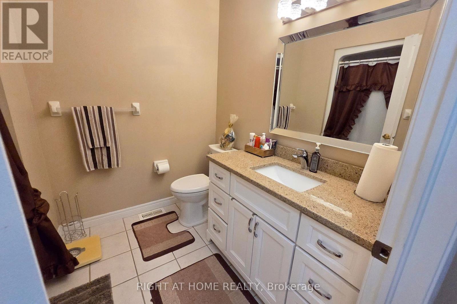 174 RIVERWALK PLACE - 28