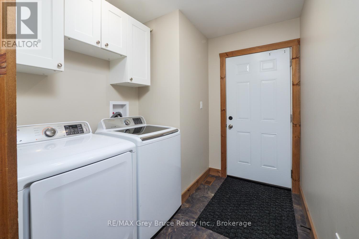 73 MAPLE DRIVE - 19