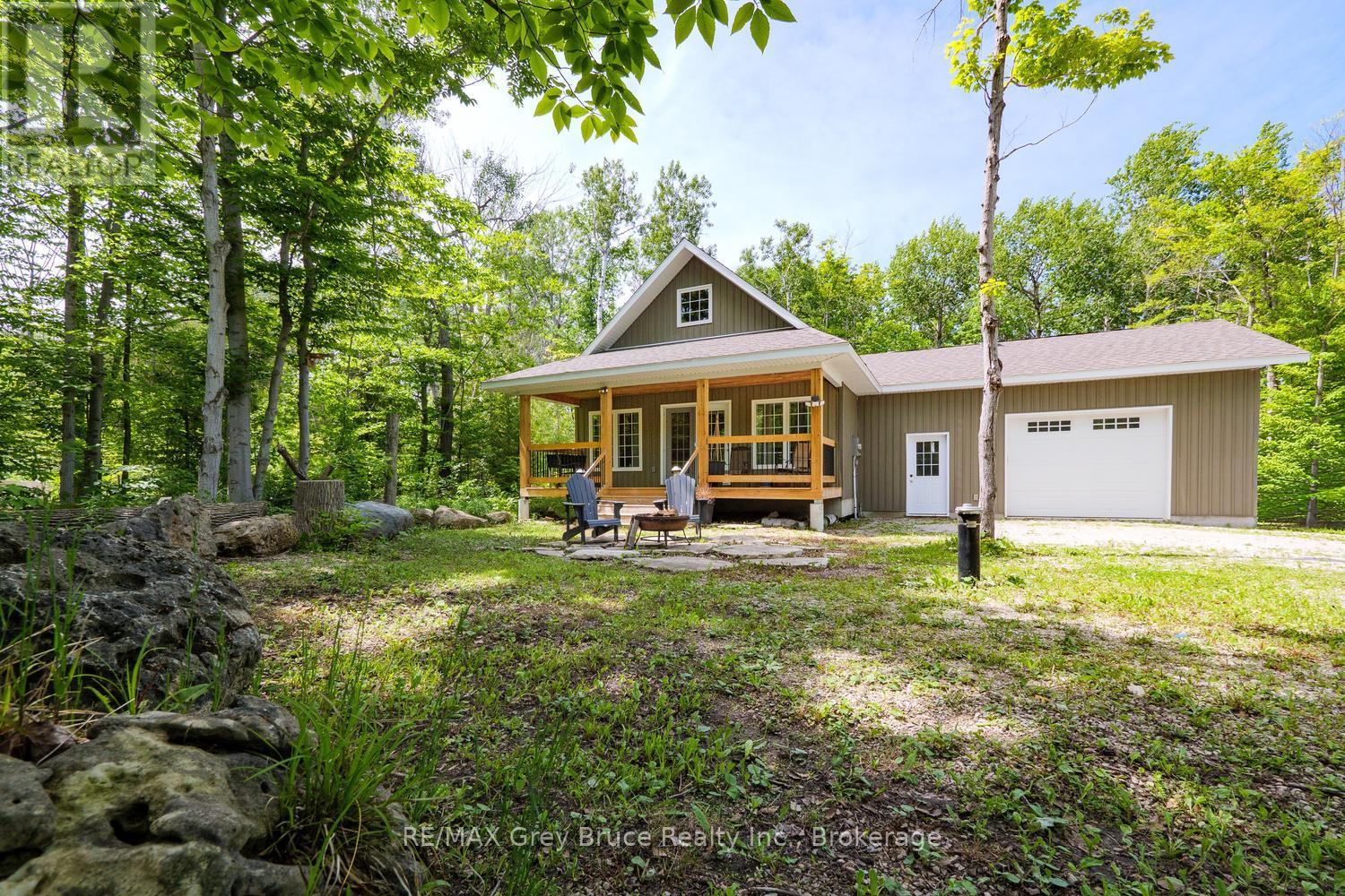 73 MAPLE DRIVE - 27