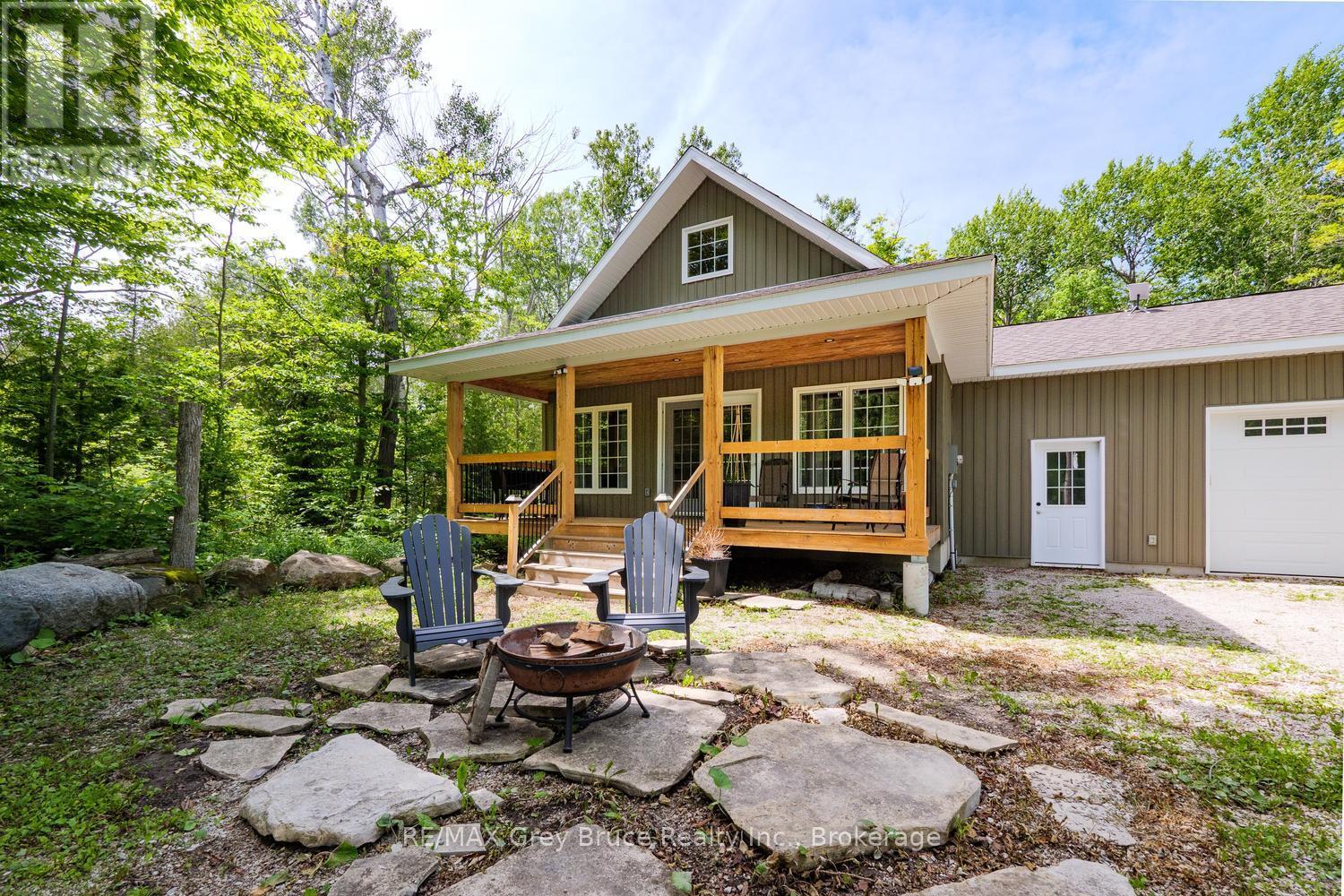 73 MAPLE DRIVE - 29