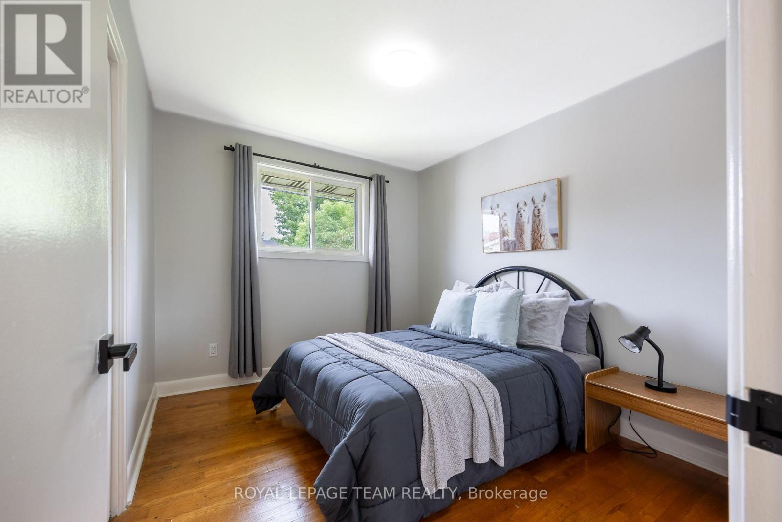 5 Bed, 2 Bath House for Sale in Ottawa – 1293 WOODSIDE DRIVE, Ottawa – MLS# X13467200 - Image 19