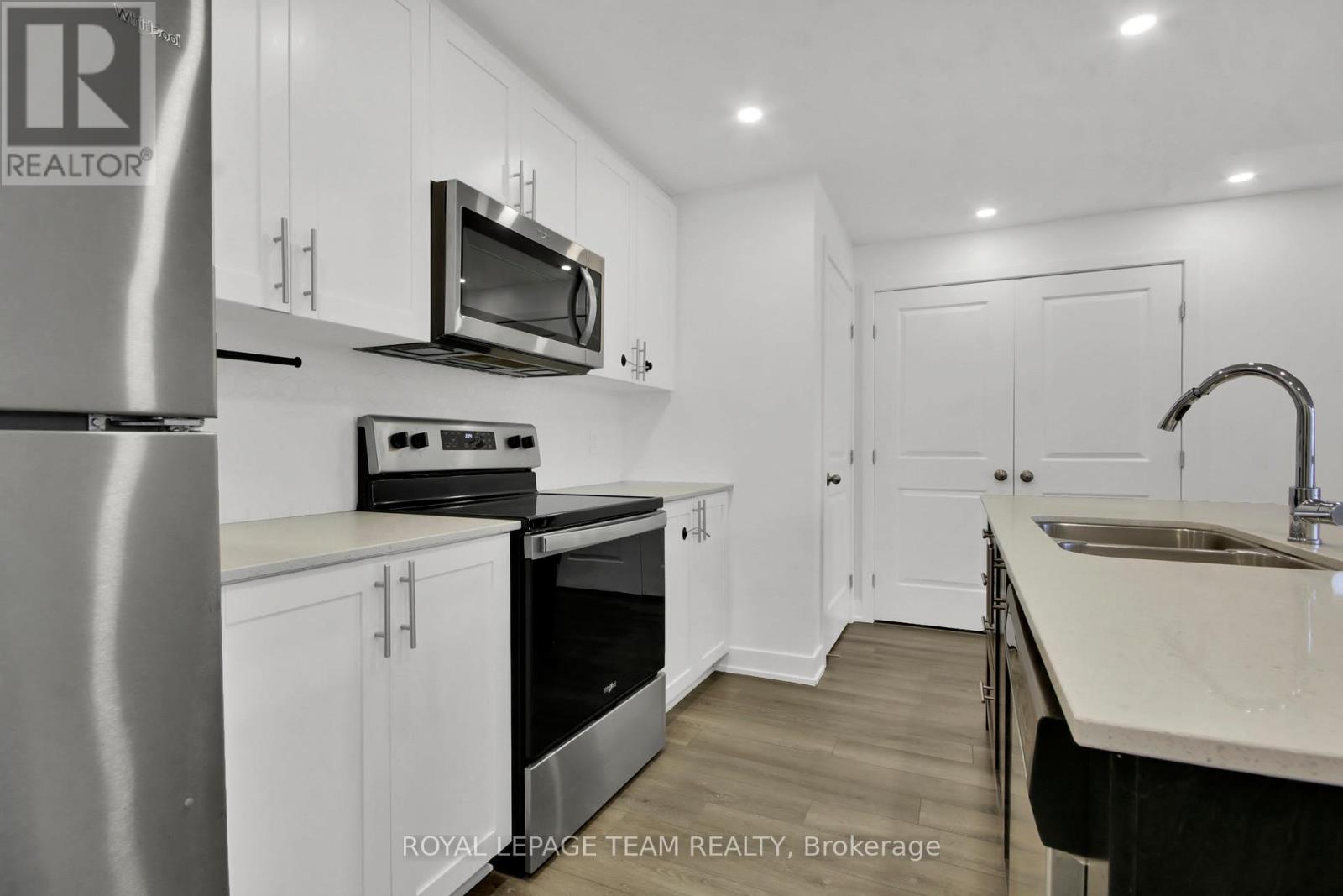 #F 320 TULUM CRESCENT - 19