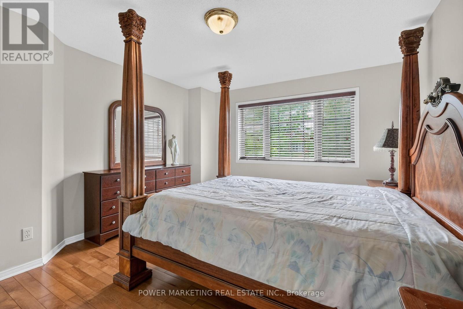 2165 BLUE WILLOW CRESCENT - 26