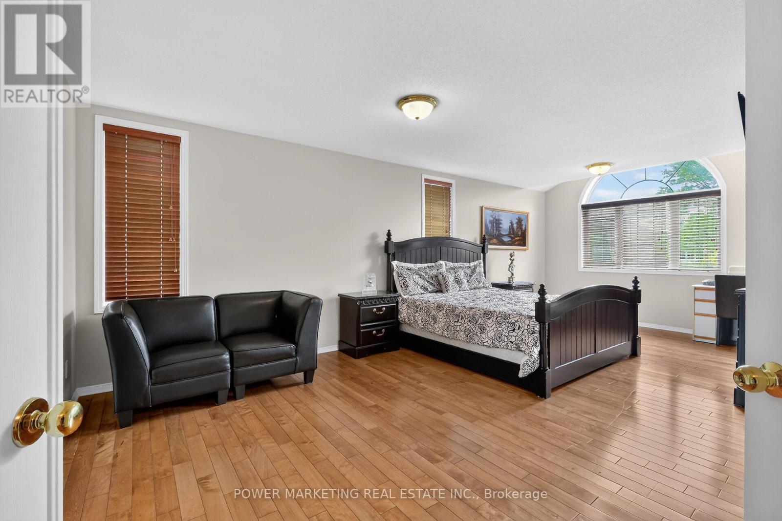 2165 BLUE WILLOW CRESCENT - 31