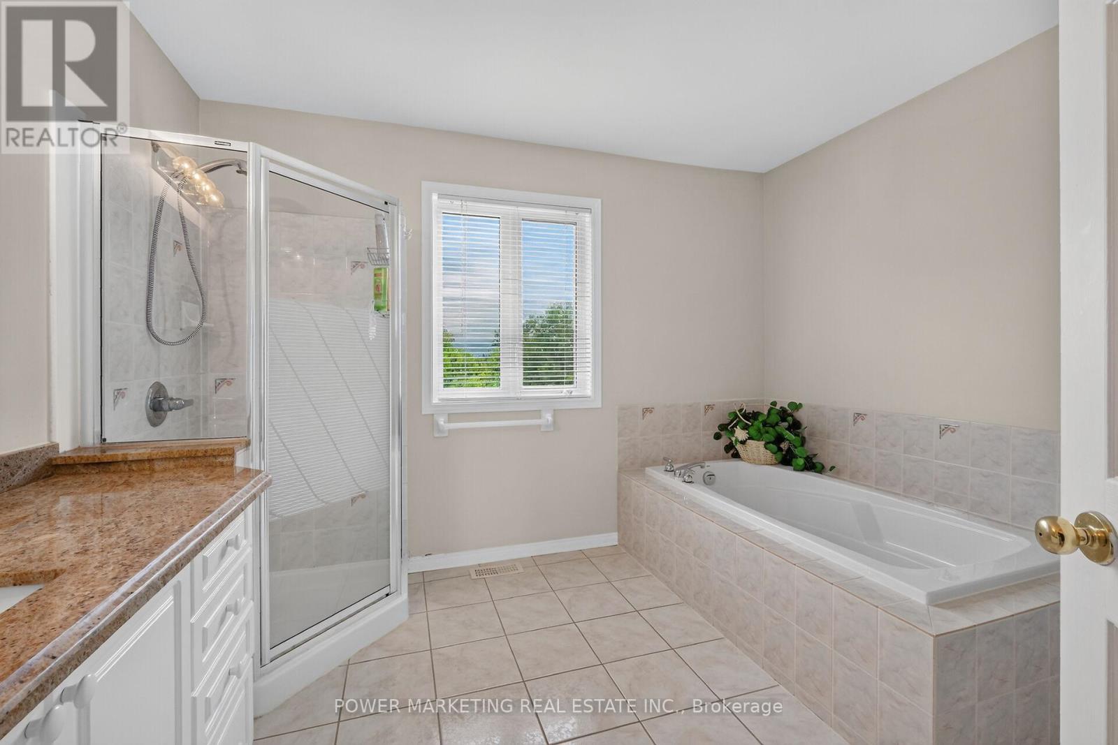 2165 BLUE WILLOW CRESCENT - 34