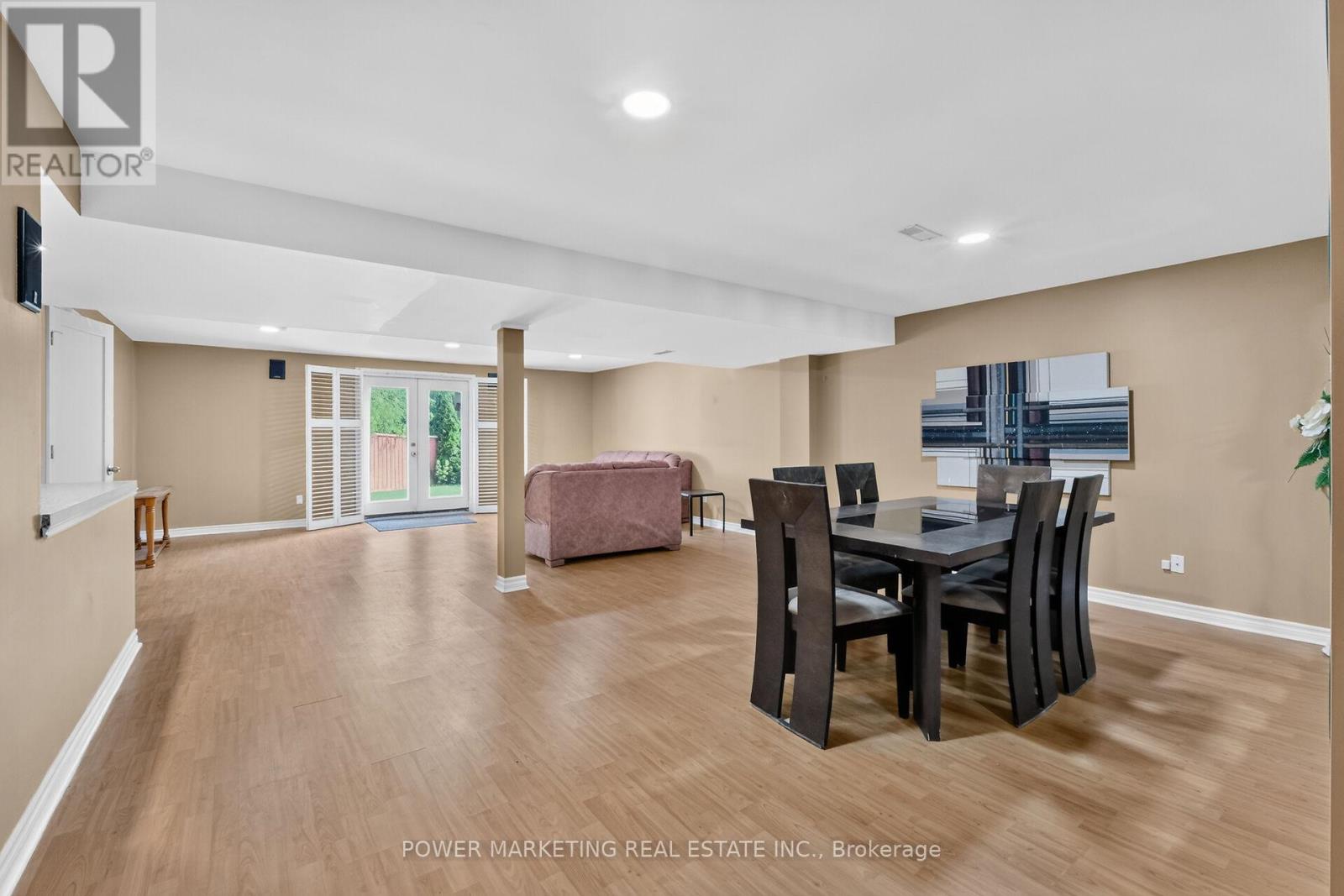 2165 BLUE WILLOW CRESCENT - 37