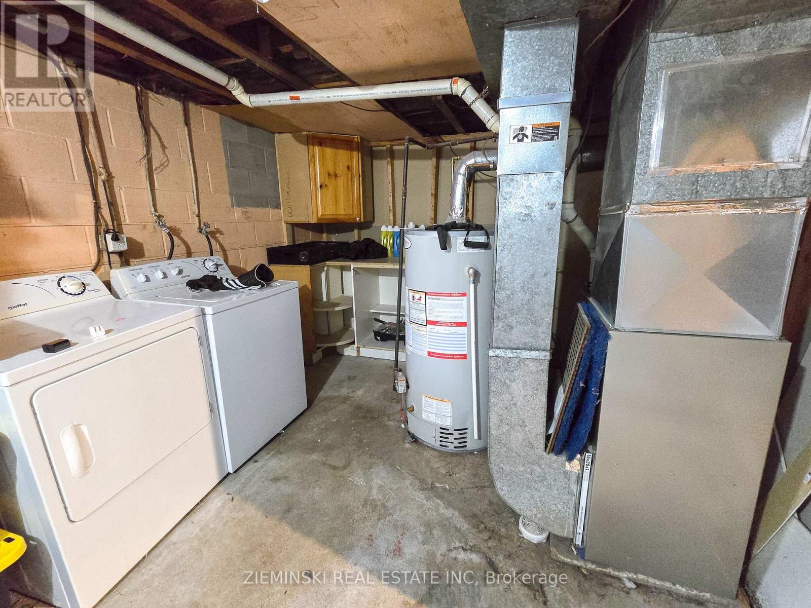554 JAMES STREET - 15