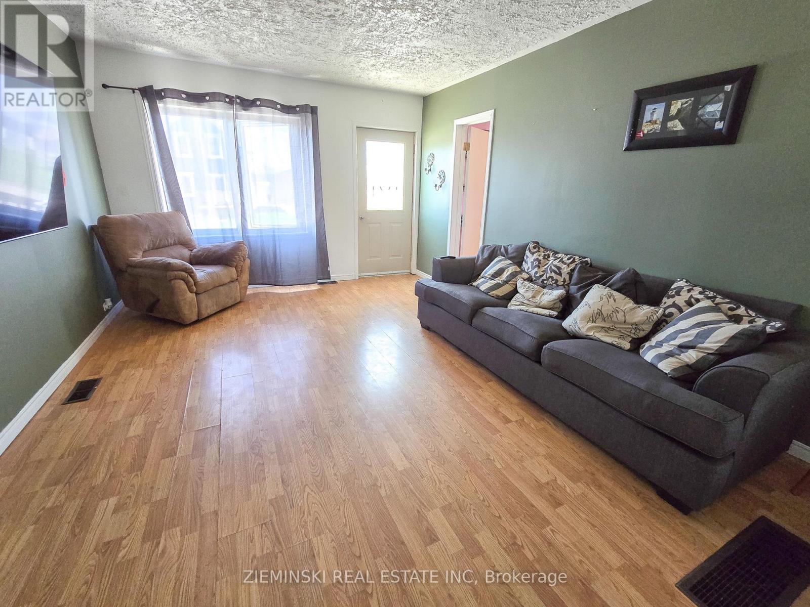 554 JAMES STREET - 4