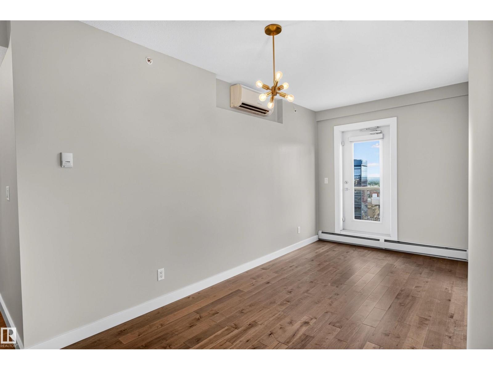 #2902 10152 104 ST NW - 17