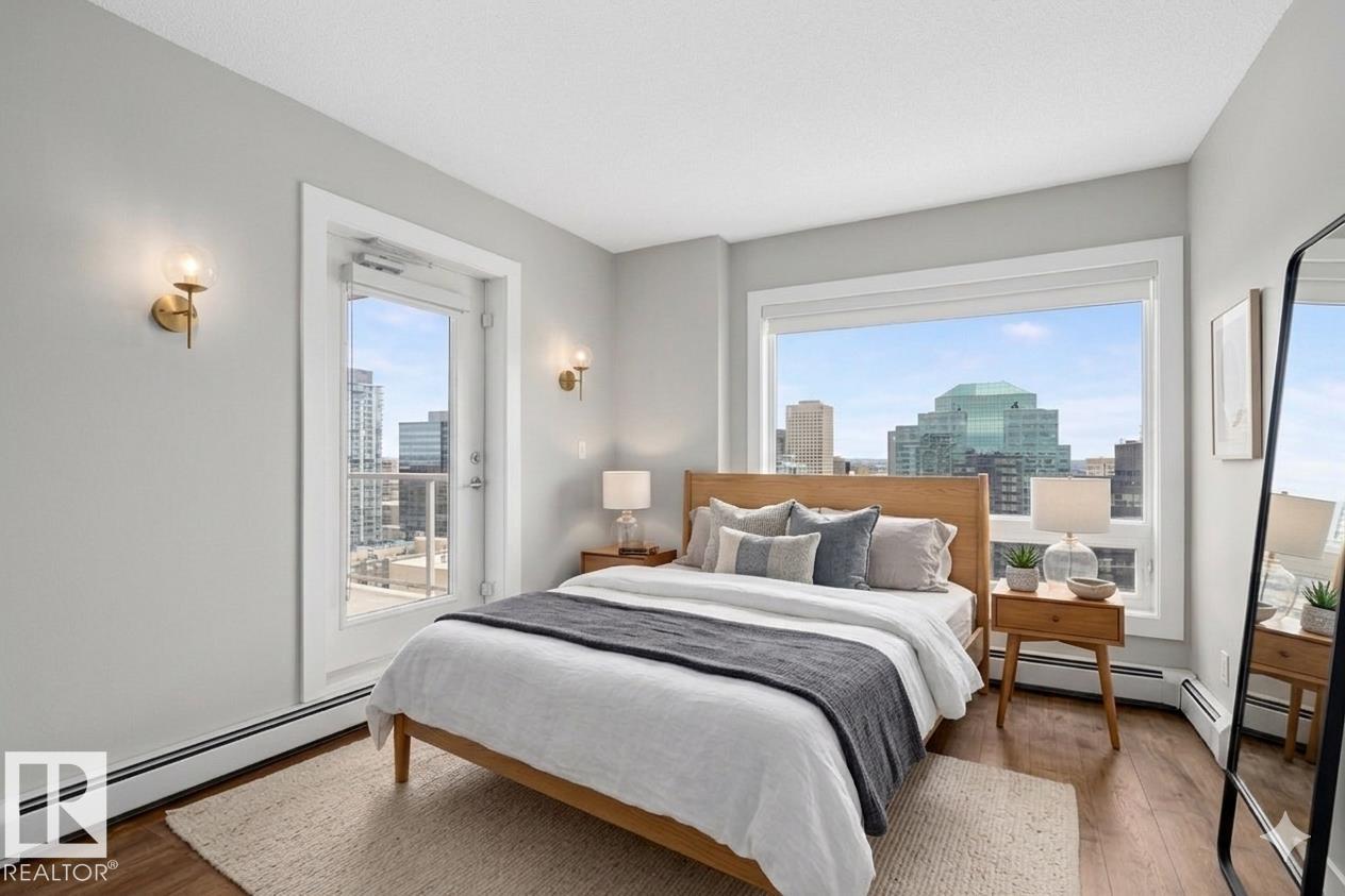 #2902 10152 104 ST NW - 22
