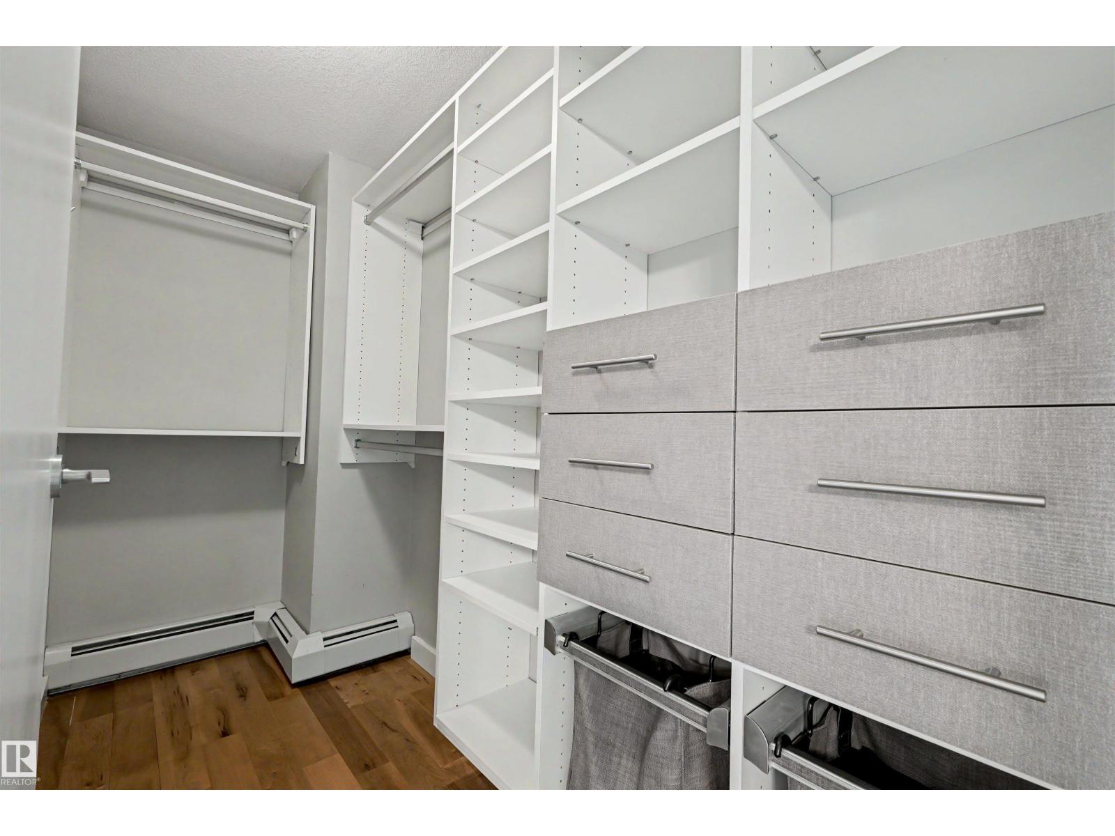 #2902 10152 104 ST NW - 24