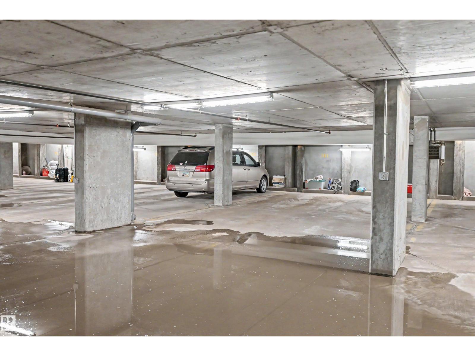 #2902 10152 104 ST NW - 37