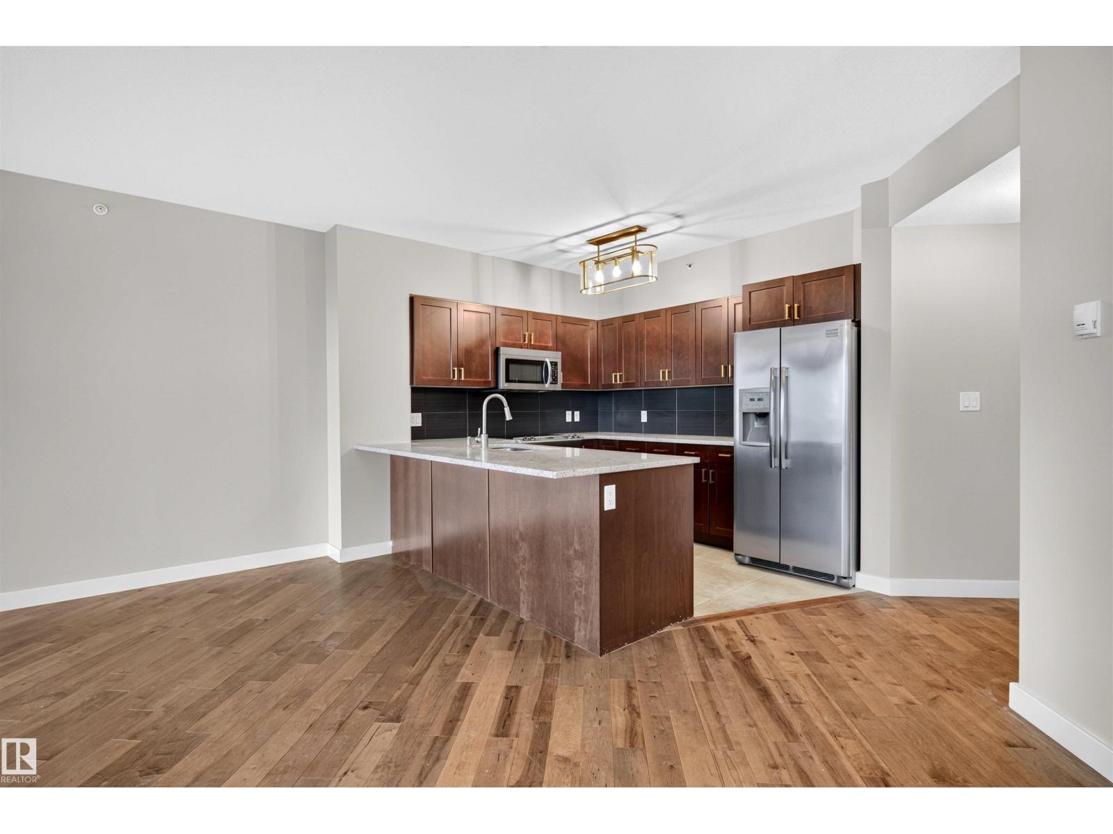 #2902 10152 104 ST NW - 5