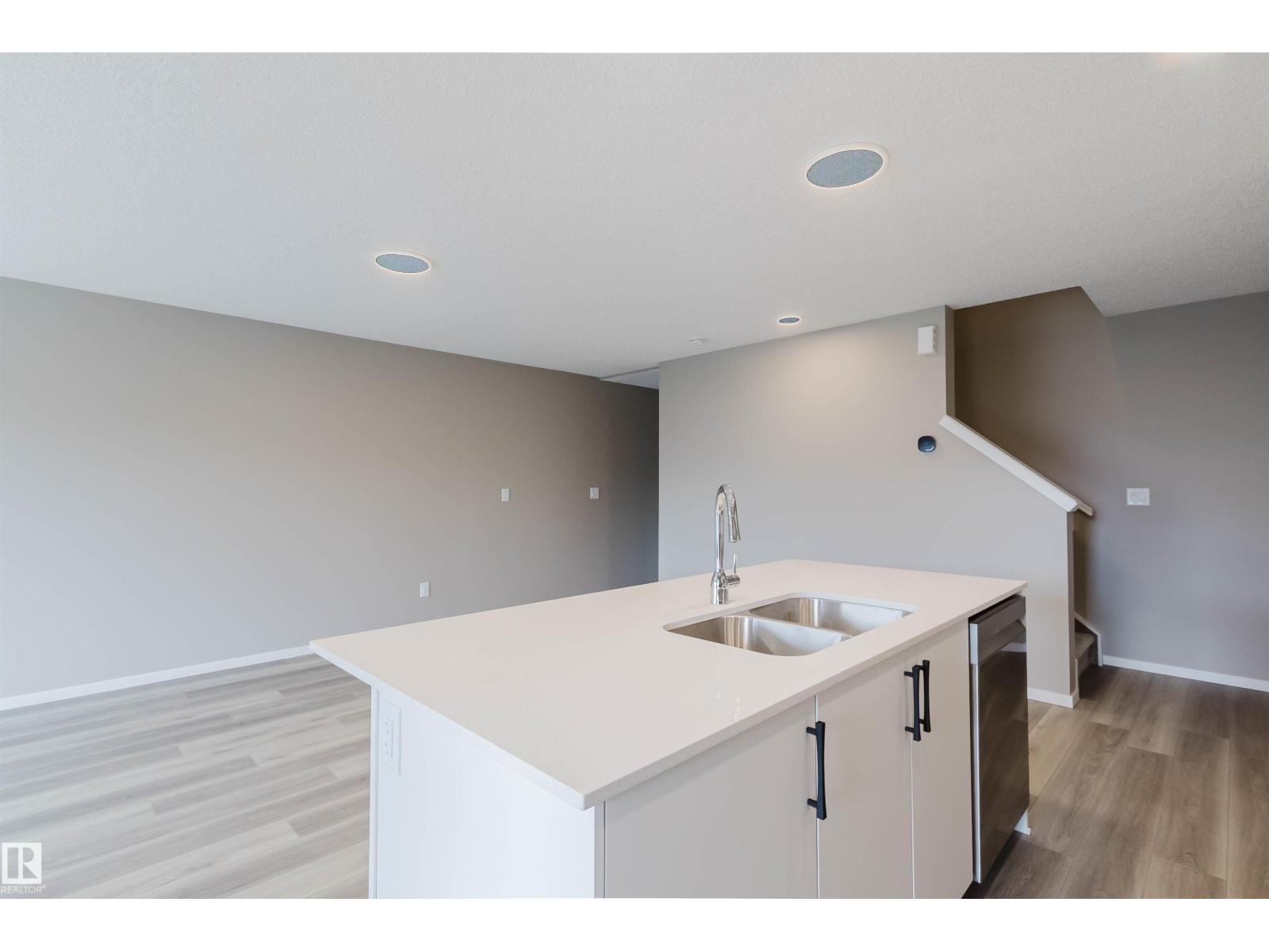 20418 15A AV NW — photo 13