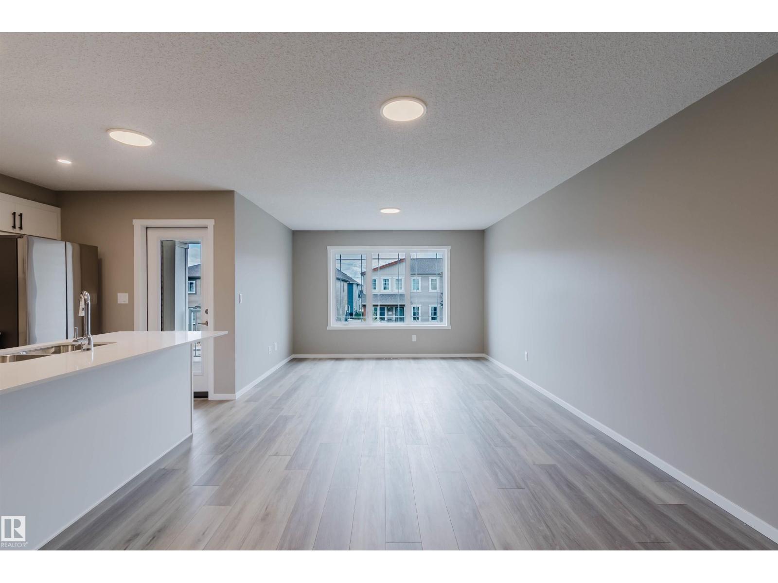 20418 15A AV NW — photo 8
