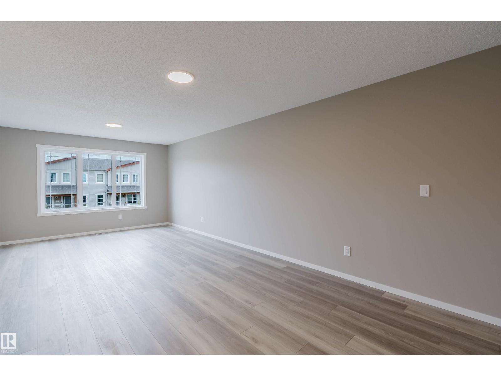 20418 15A AV NW — photo 9
