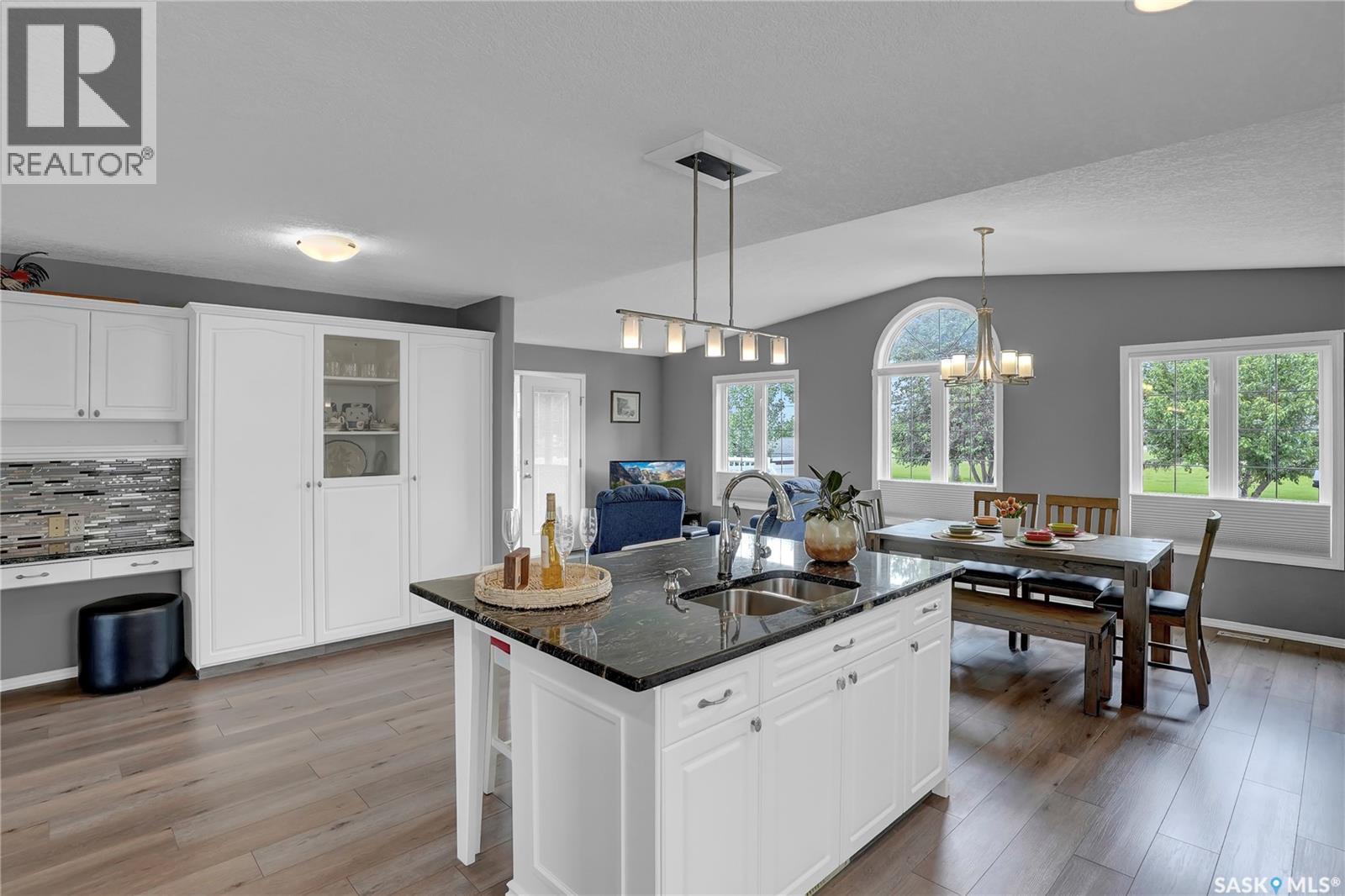 15 Marigold CRESCENT - 13