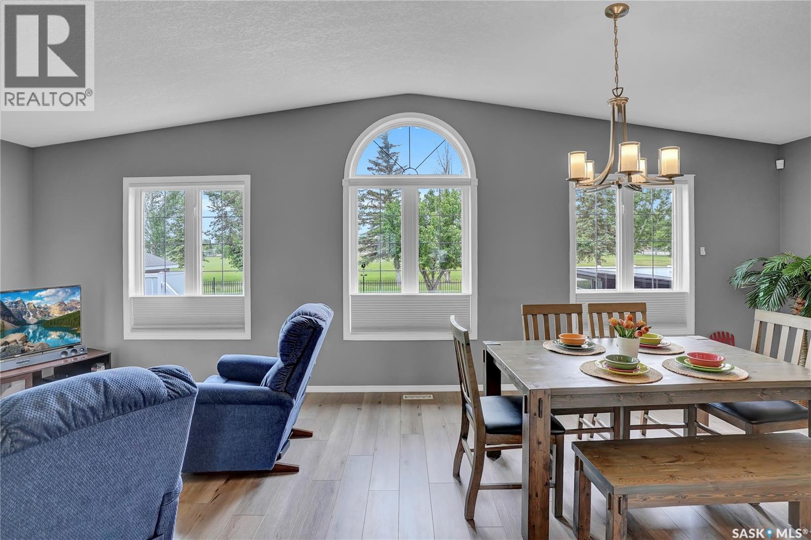 15 Marigold CRESCENT - 16