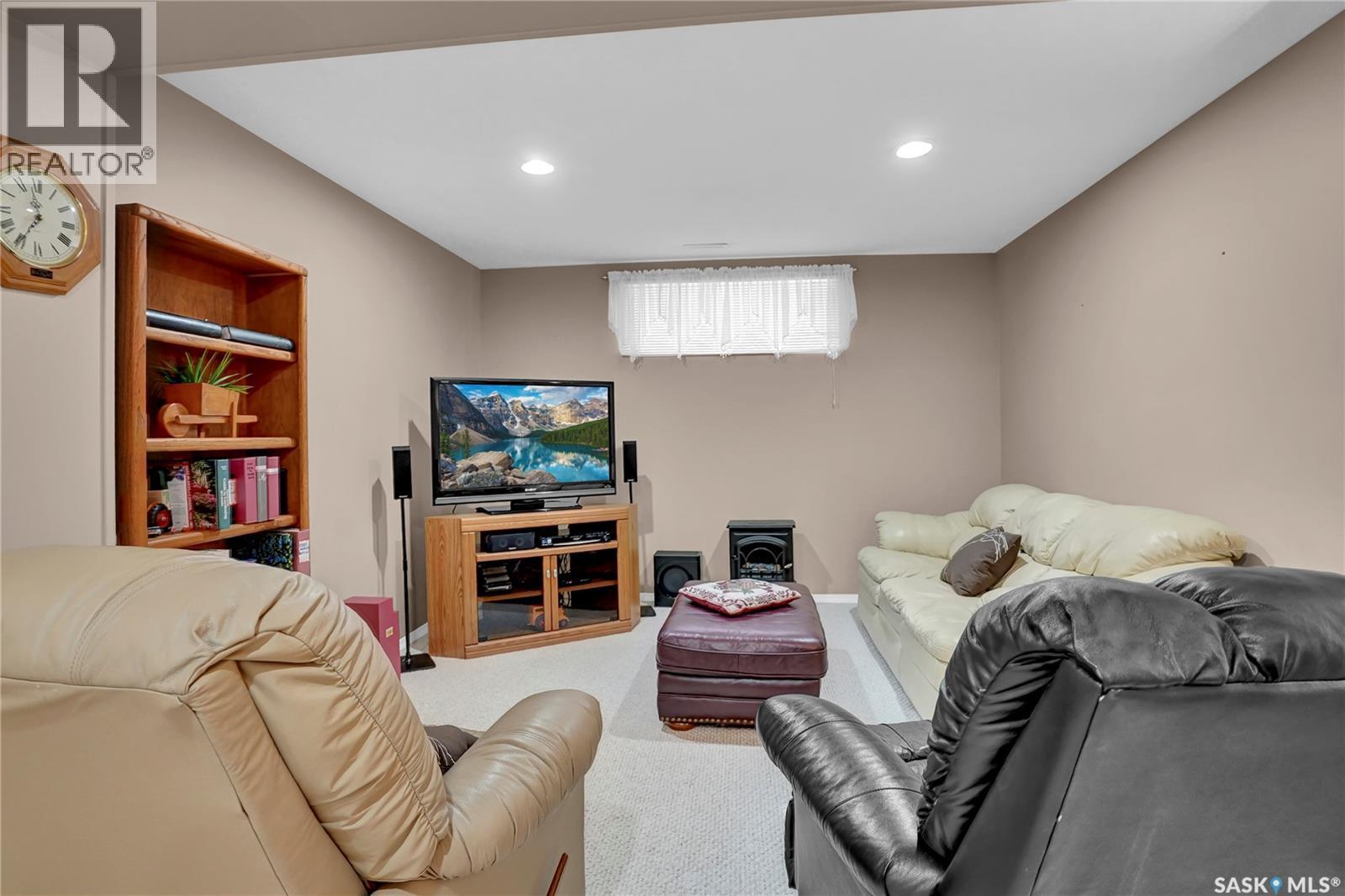 15 Marigold CRESCENT - 43