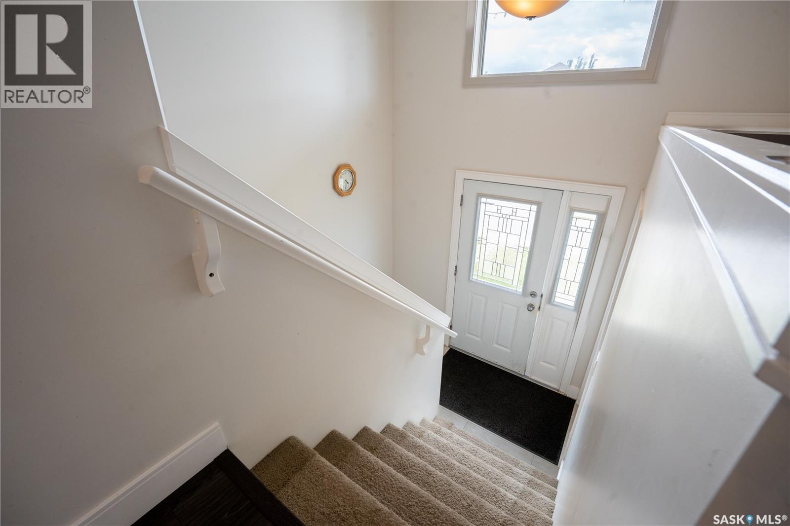 646 Kolynchuk COURT - 2