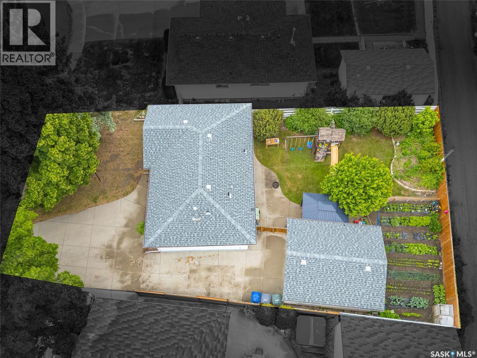 1317 East CENTRE - photo 2