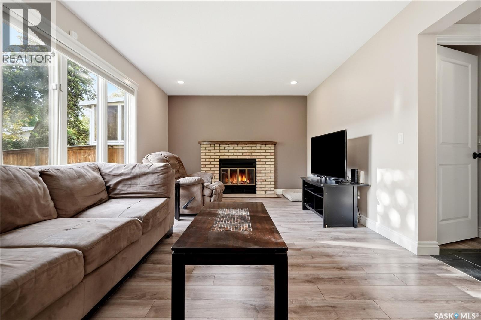 1122 Bayda CRESCENT - 22