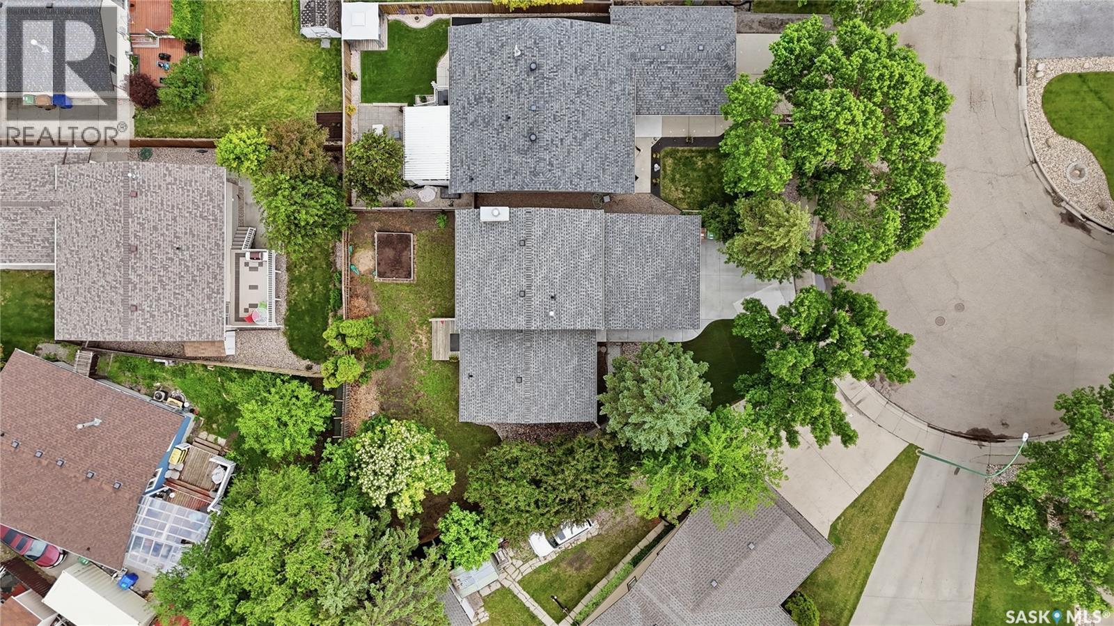 1122 Bayda CRESCENT - 57