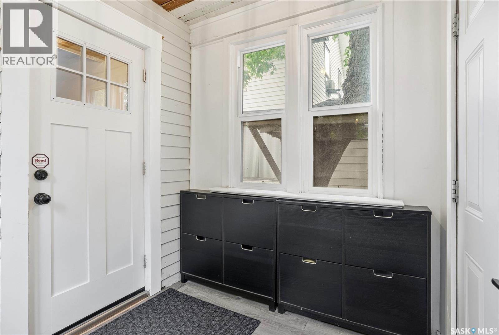 519 G AVENUE S — photo 13