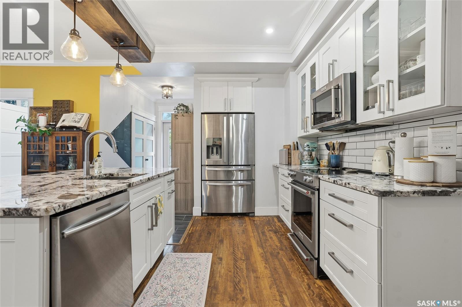519 G AVENUE S — photo 24