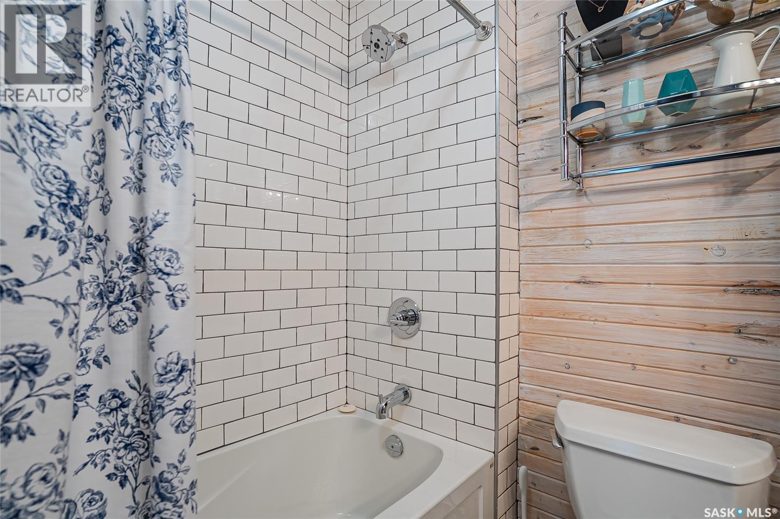 519 G AVENUE S — photo 45