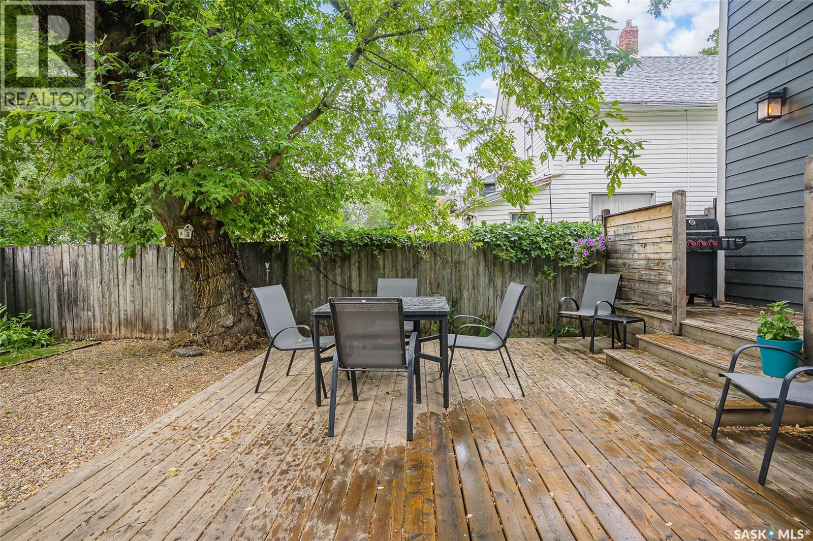 519 G AVENUE S — photo 7