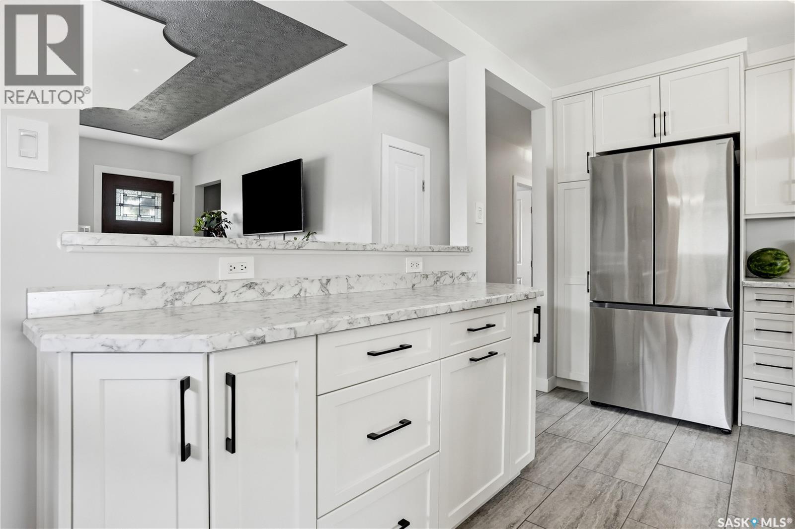 1145 Simpson AVENUE — photo 11