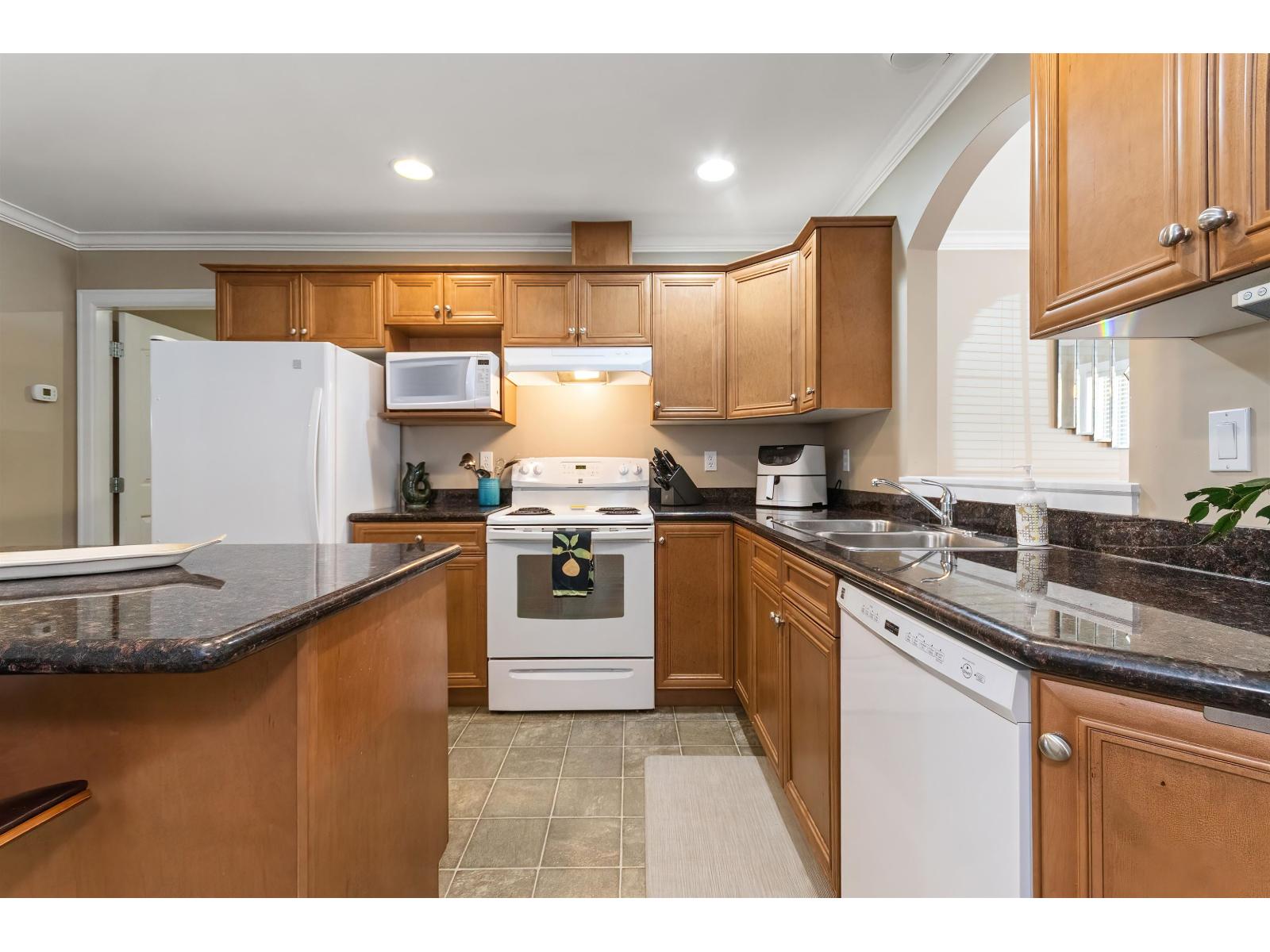 35 6449 BLACKWOOD LANE, Sardis South, Chilliwack