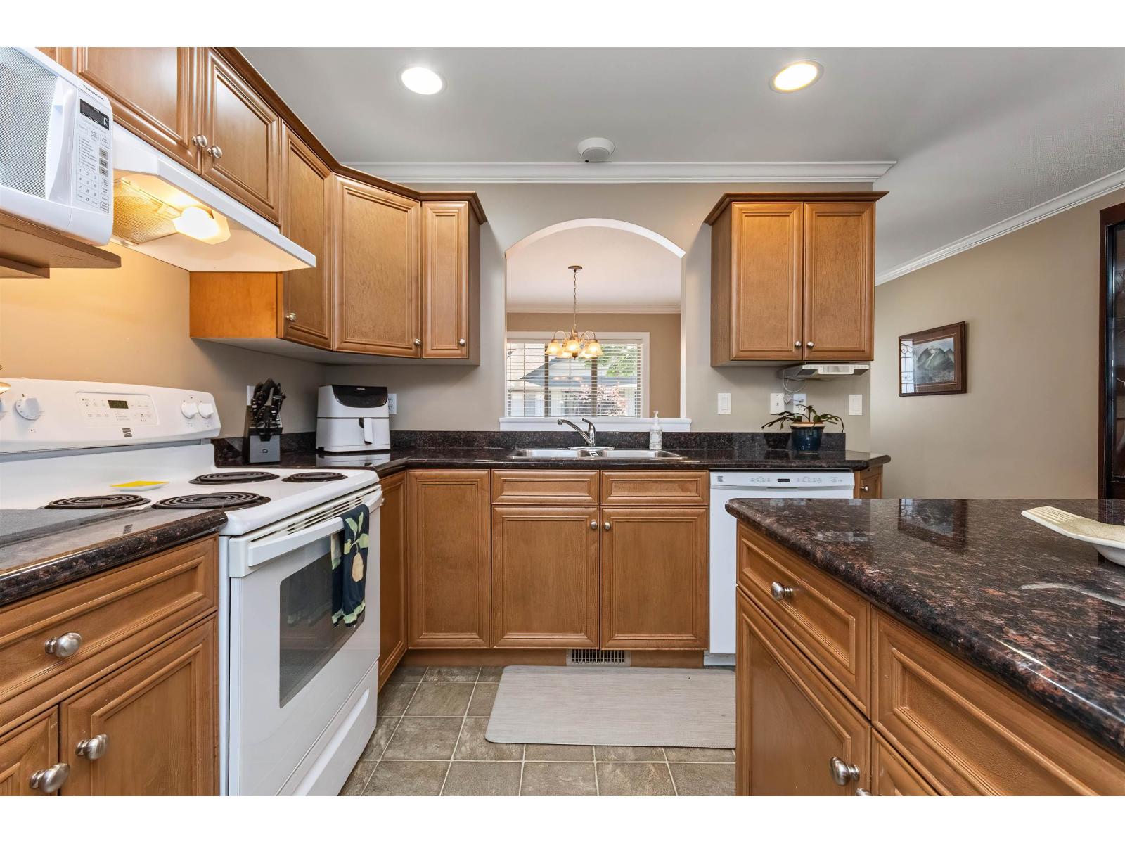 35 6449 BLACKWOOD LANE, Sardis South, Chilliwack