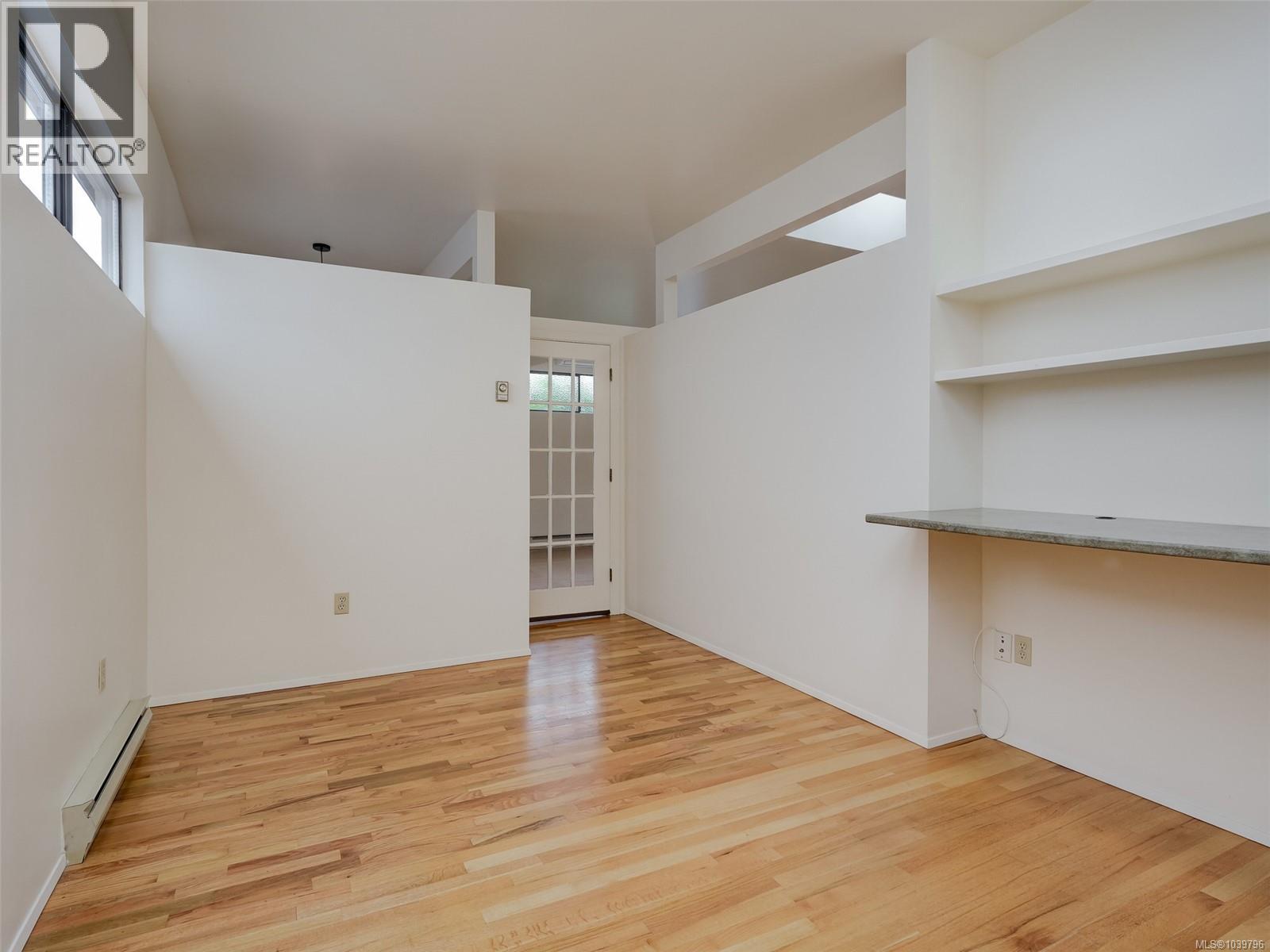 1607 Rebecca St - 23
