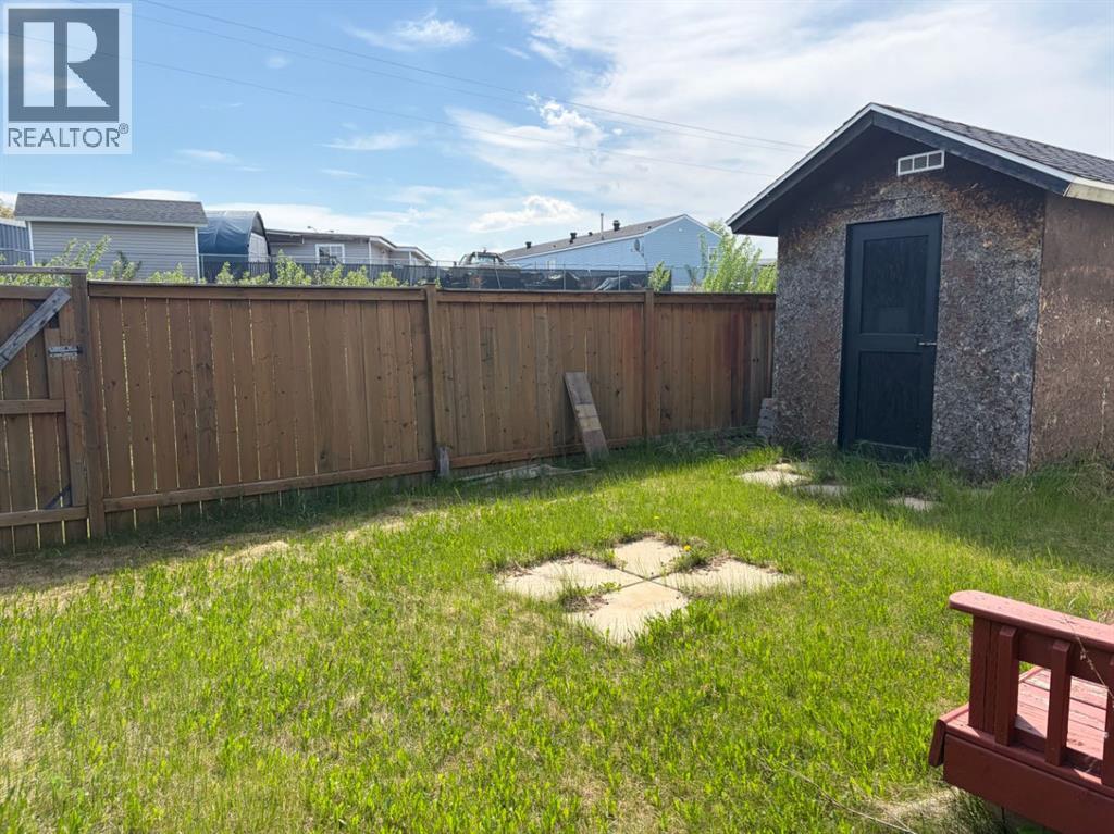 300 Grandview Crescent, Fort McMurray